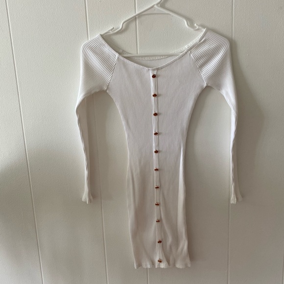 Dresses & Skirts - White and gold button dress